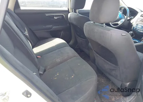 2014 Nissan Altima 2.5 S z USA, uszkodzony, nr VIN 1N4AL3AP5EN255591